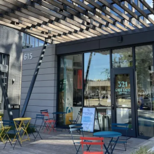 Elegant coffee shops in Raleigh for thoughtful sips and baked comforts