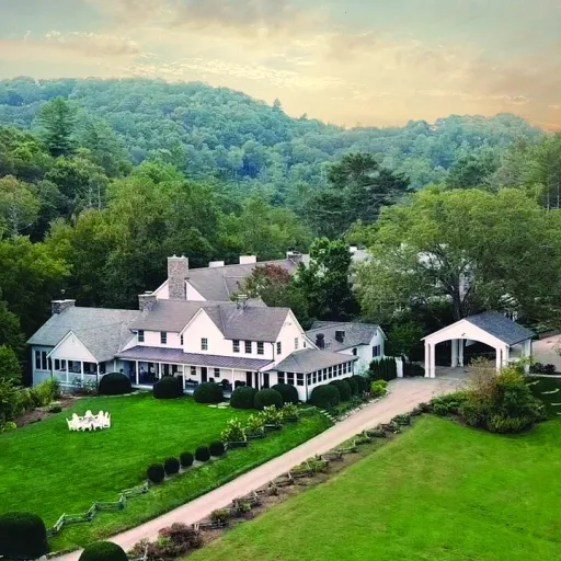 Elegant bed and breakfast stays in Raleigh NC for food lovers